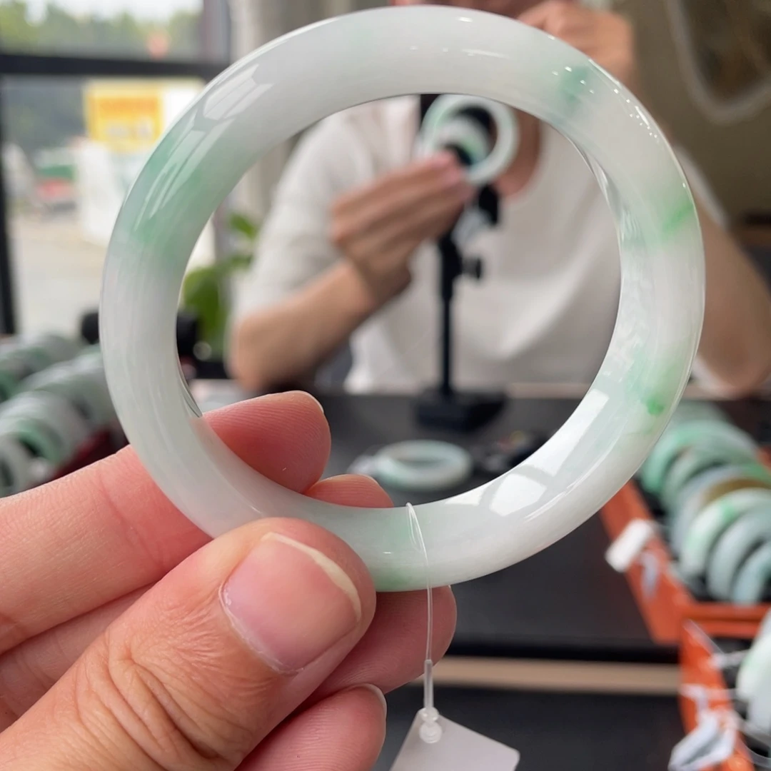 翡翠未镶嵌手镯14号链接54.7