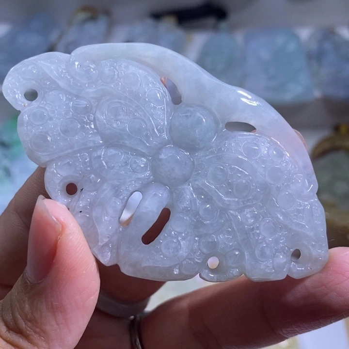 【闪购商品】颈饰未镶嵌翡翠蝴蝶