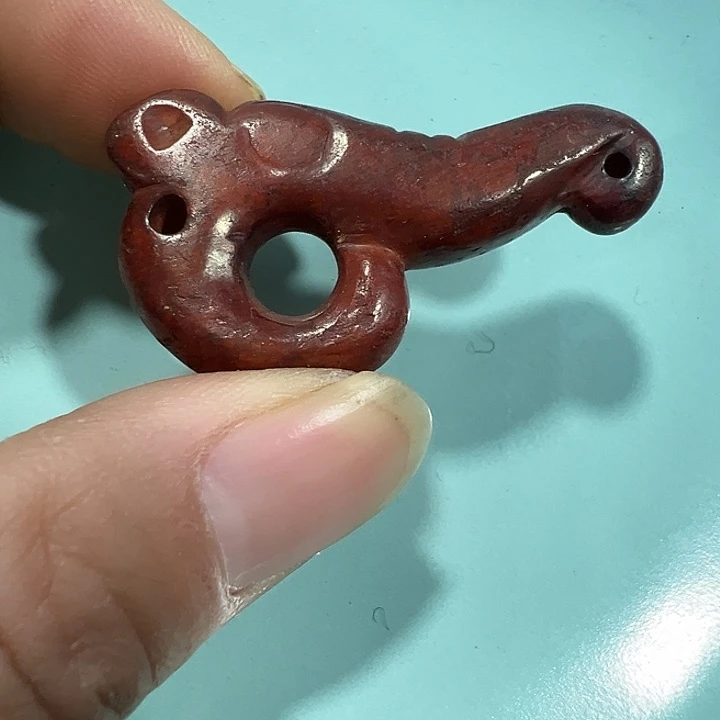 透闪石质玉未镶嵌挂件