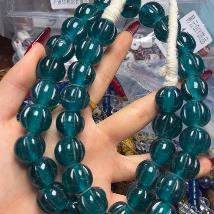 玻璃颈饰1961 琉璃一条