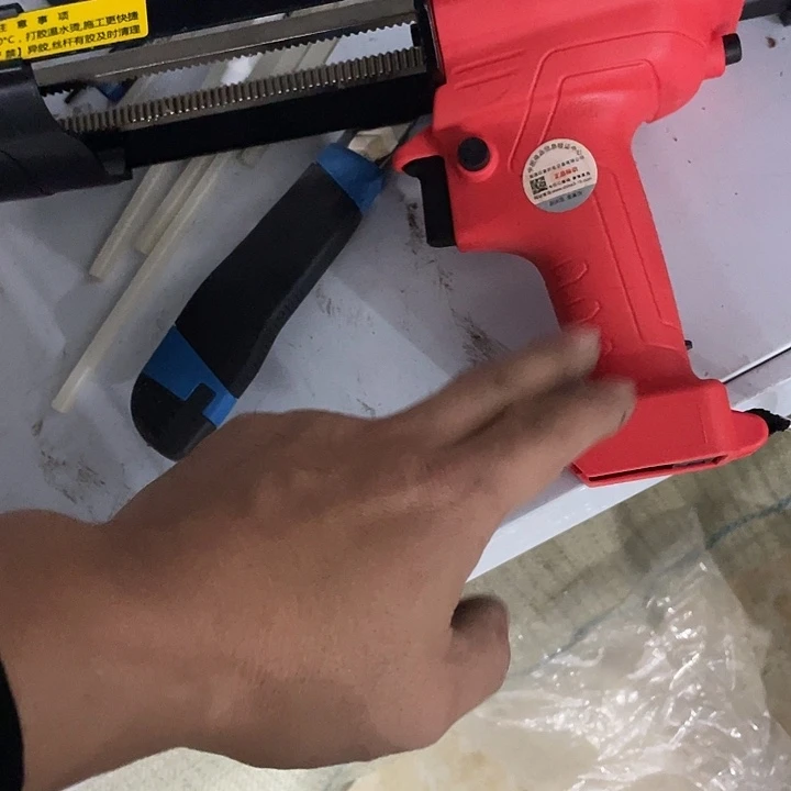 全新的没电池德伟款