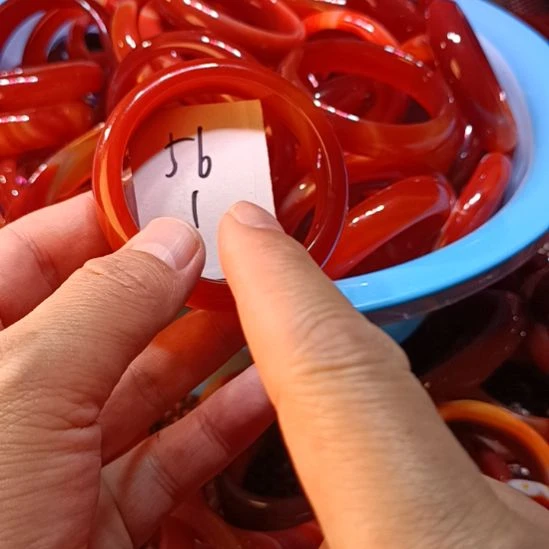 玛瑙/玉髓未镶嵌手镯