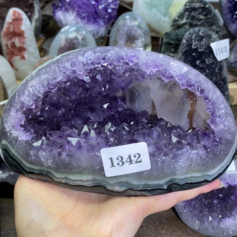 【闪购商品】未镶嵌大型摆件（非配饰）紫晶