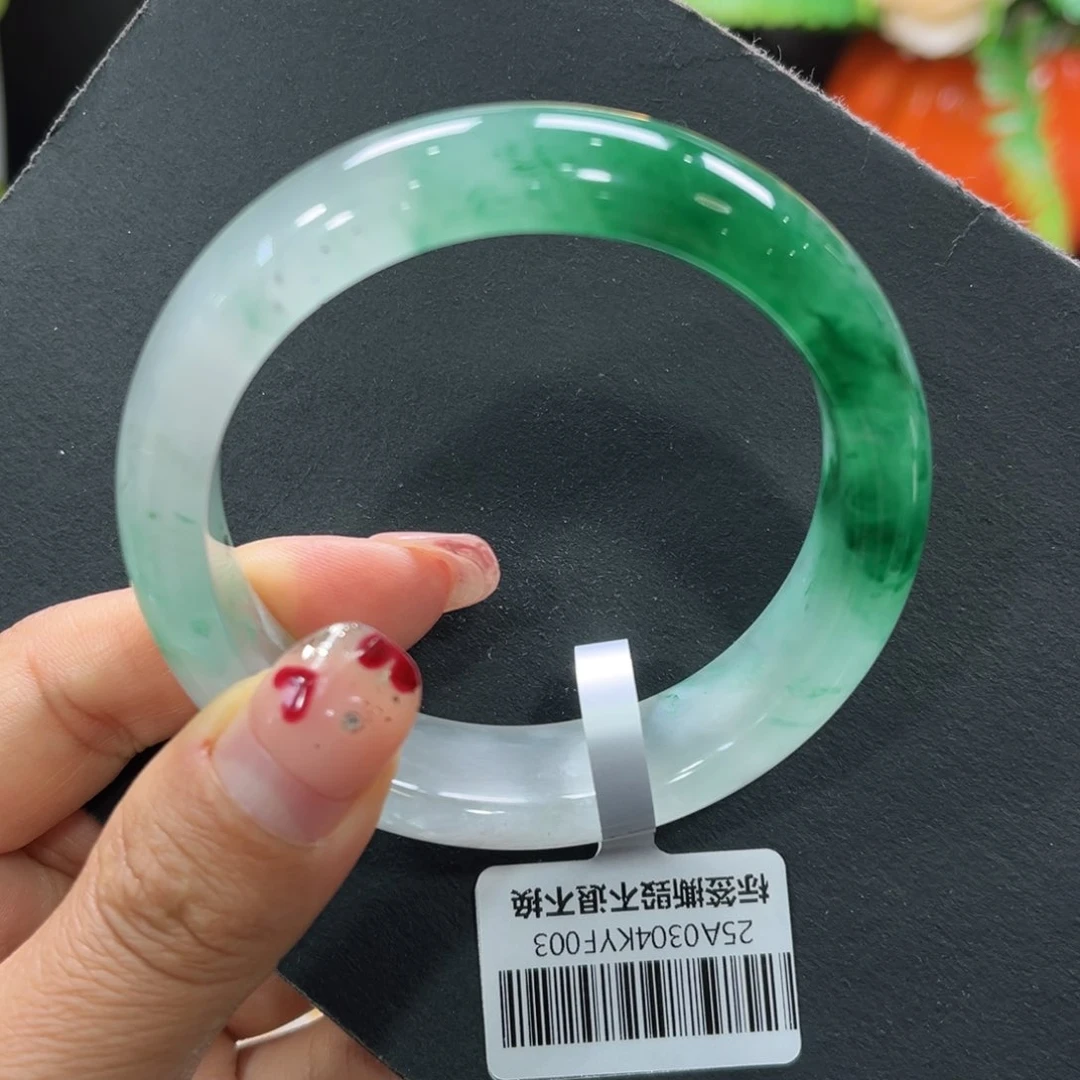 石英质玉手镯未镶嵌➕周周53.8