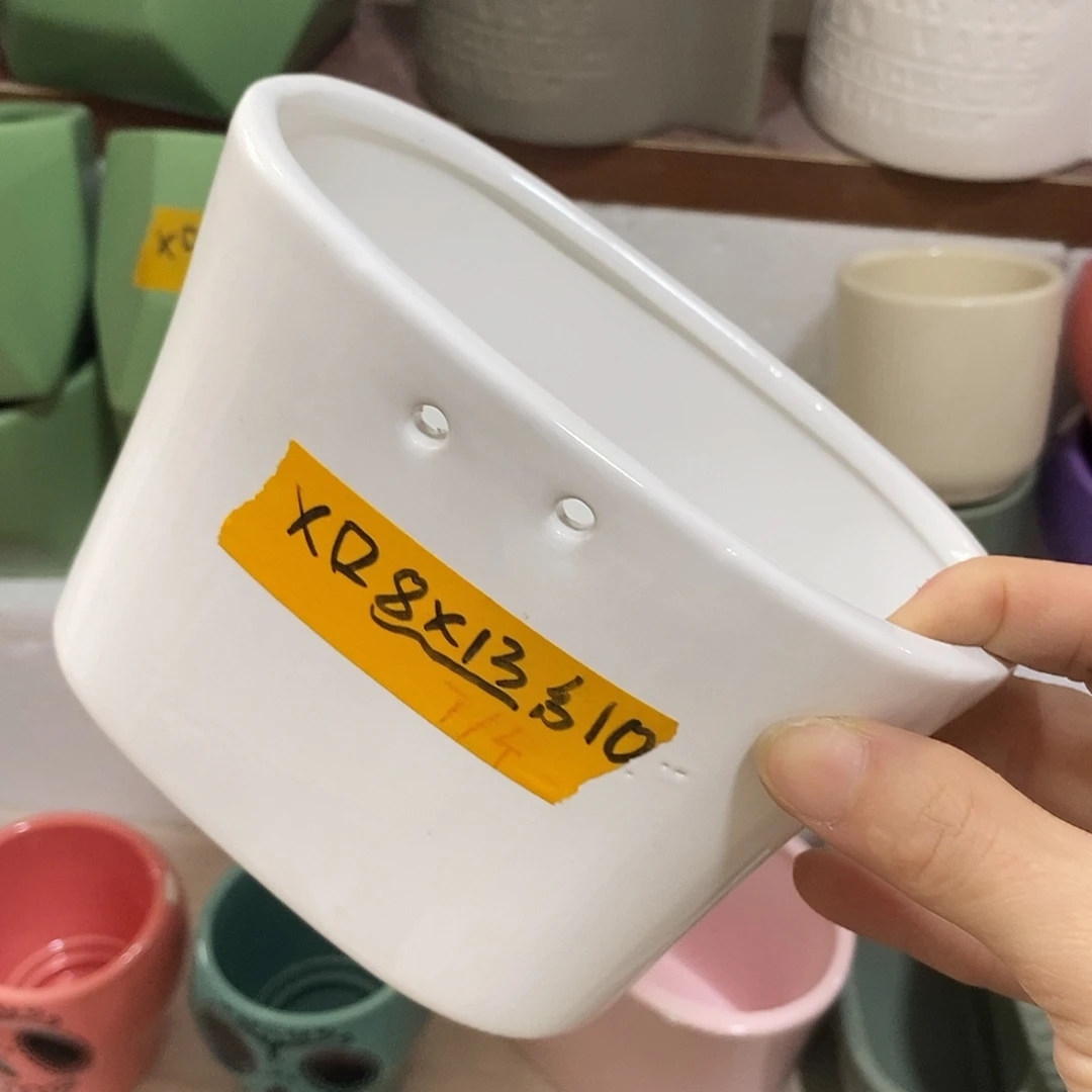 杯子陶盆有孔 瑕疵介意勿拍
