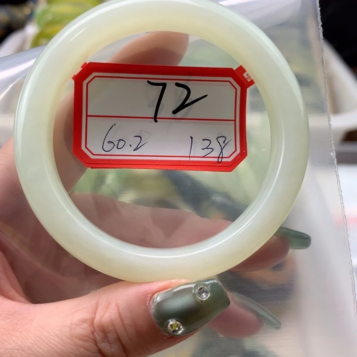 蛇纹石玉未镶嵌手镯李*驹