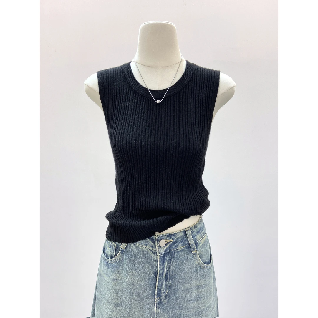 高级感坑条针织衫吊带女夏季时尚通勤打底上衣收副乳修身无袖背心