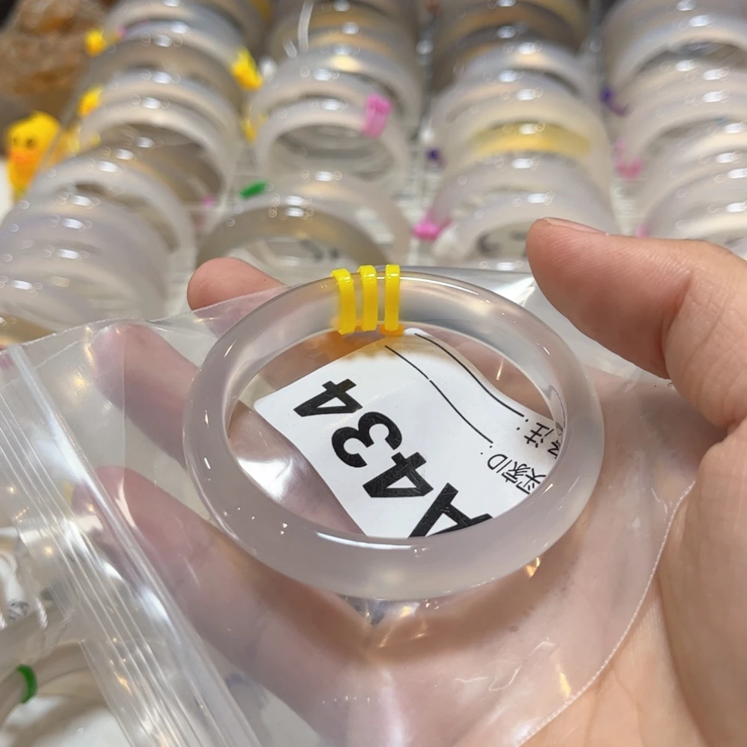 手镯玛瑙/玉髓未镶嵌晶434