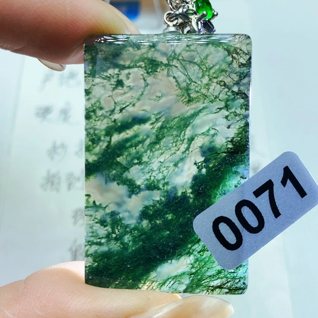 未镶嵌颈饰玛瑙/玉髓杏**晓