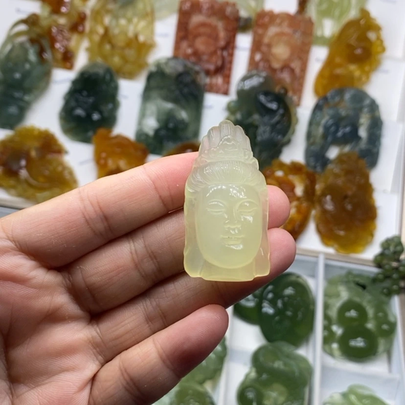 【闪购商品】未镶嵌蛇纹石玉颈饰