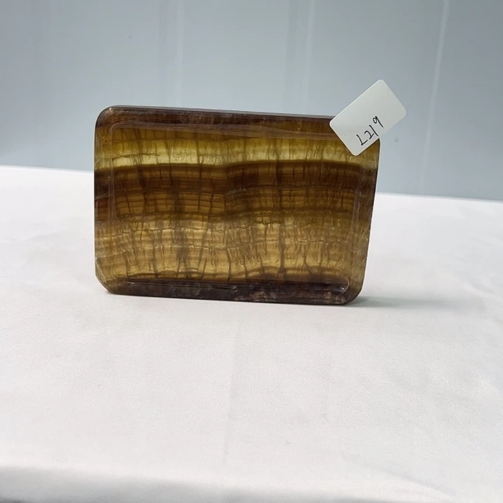 石材黄莹。       219