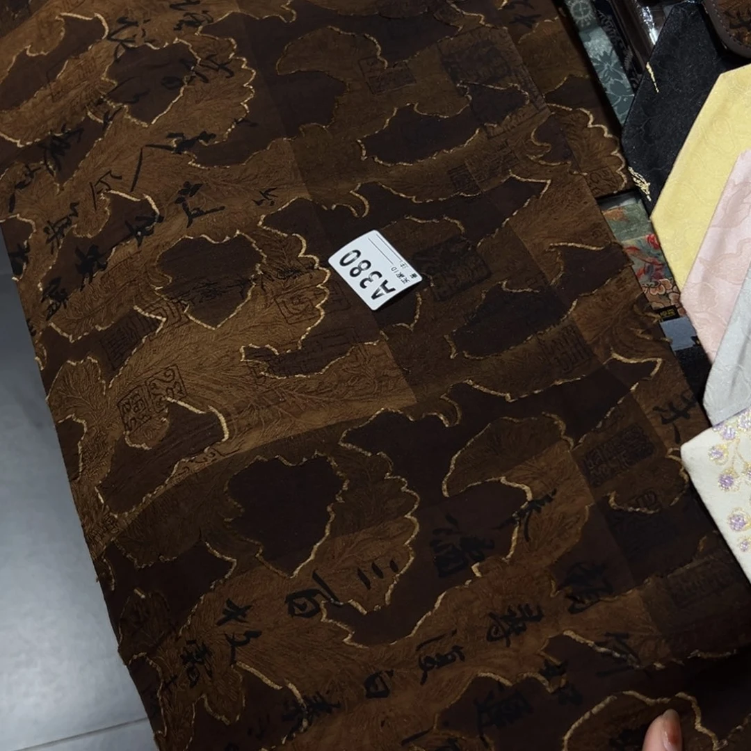 摆件陶瓷。     陶瓷。