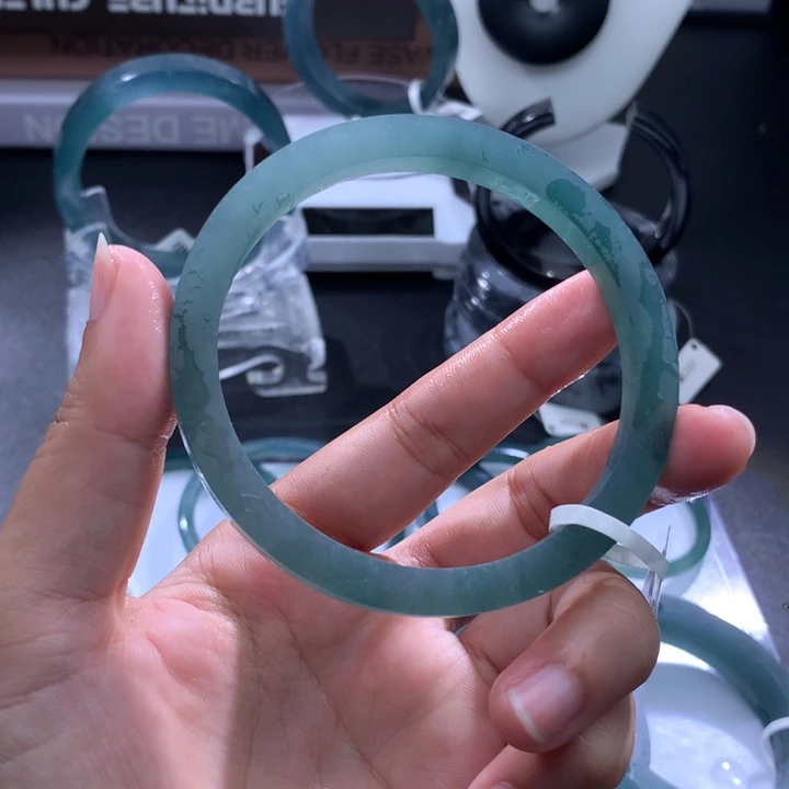 定制翡翠未镶嵌定制半山水冰绿63