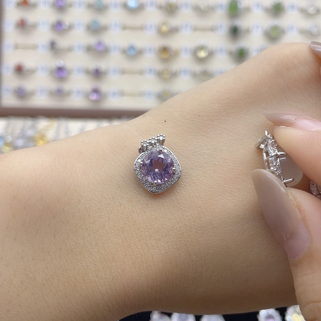 我***皮蛇纹石玉银S925镶嵌颈饰