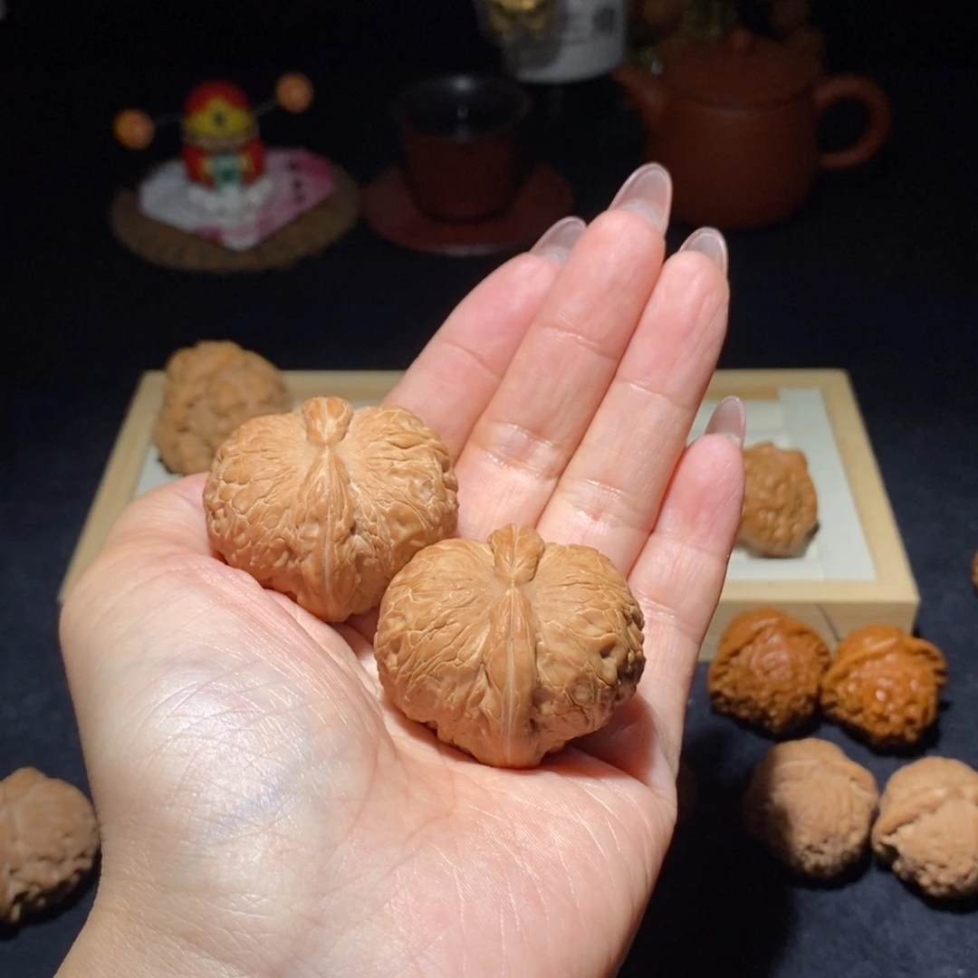 文玩核桃吊坠元宝40