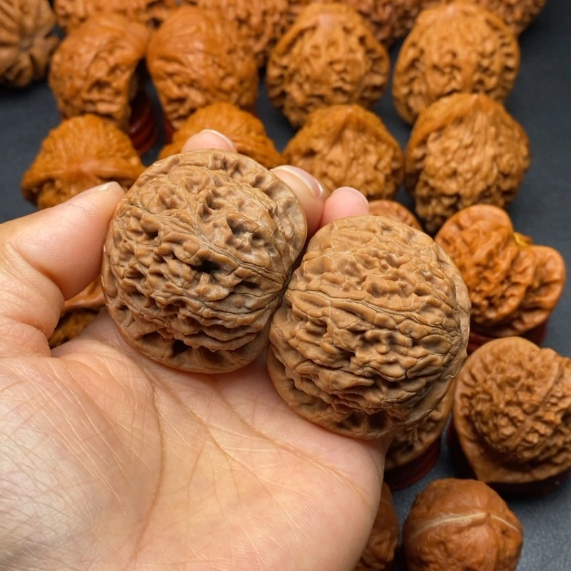 【闪购商品】文玩核桃把件c*。核桃