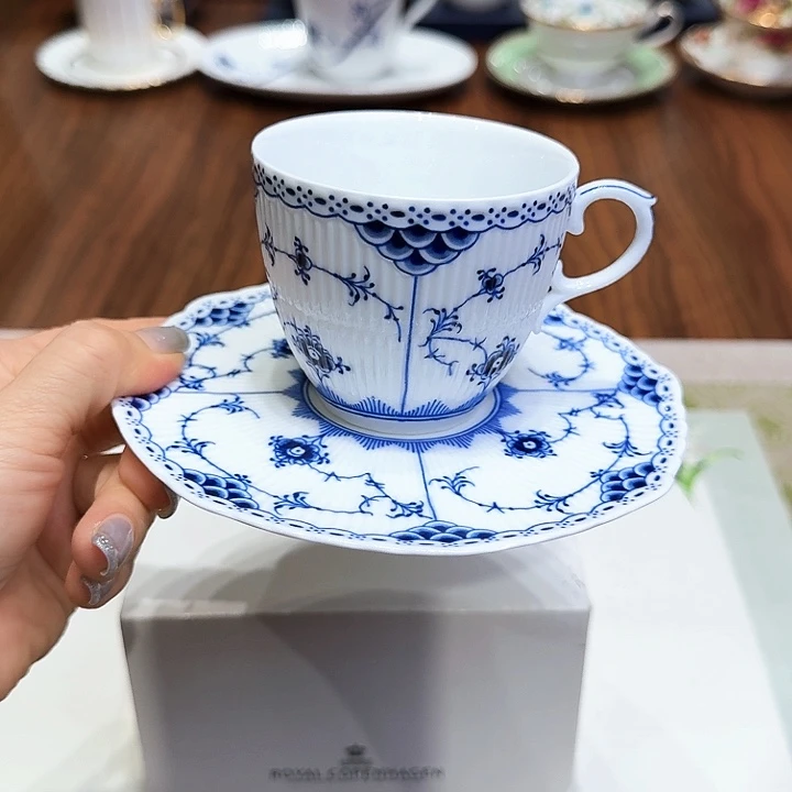 瓷片杯子杯子杯子水杯杯子水杯
