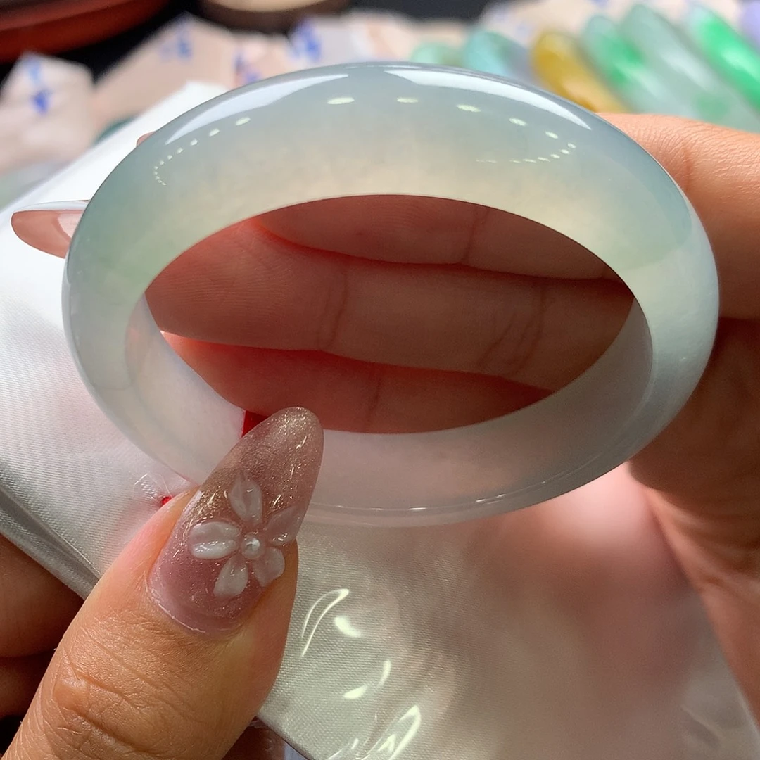 大***乡未镶嵌手镯翡翠6号 定金