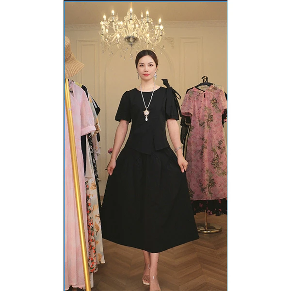 L8863 2025年春夏新款气质时尚遮肚上衣小衫+中长款半身裙