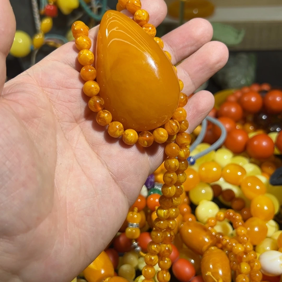 未镶嵌琥珀手链水滴吊坠