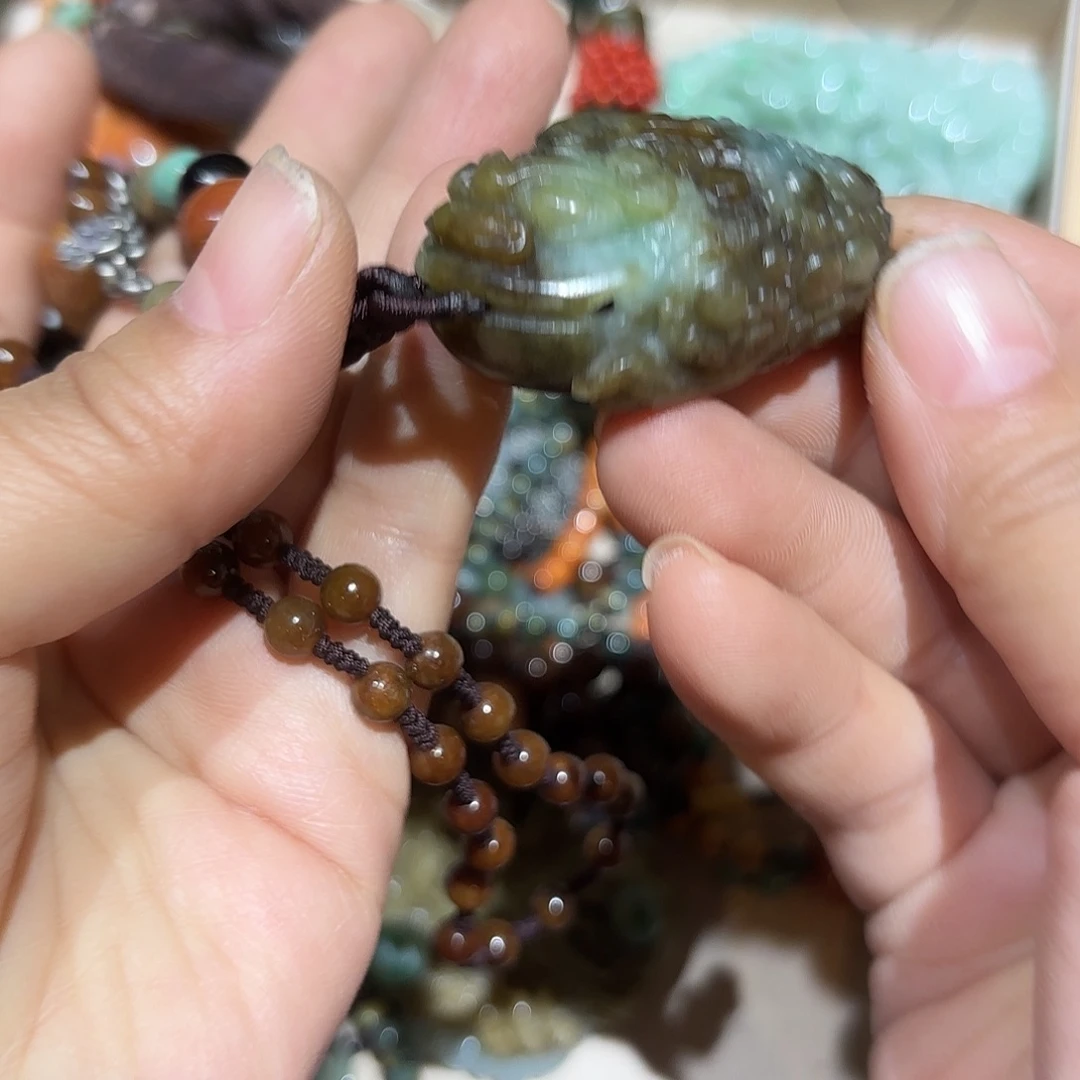 翡翠未镶嵌颈饰原创