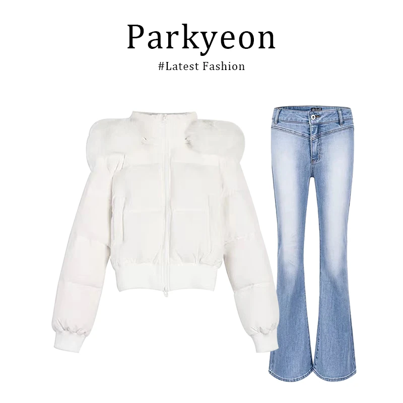 冬季穿搭韩系白色毛领连帽短款保暖厚棉服外套牛仔裤两件套装女潮