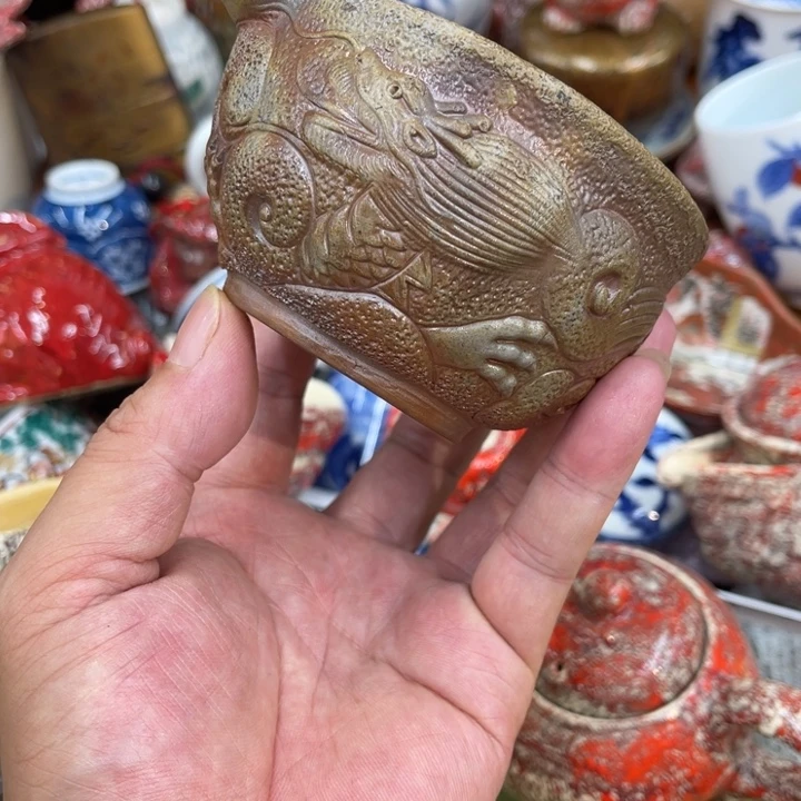 中古品看仔细谨慎餐牌