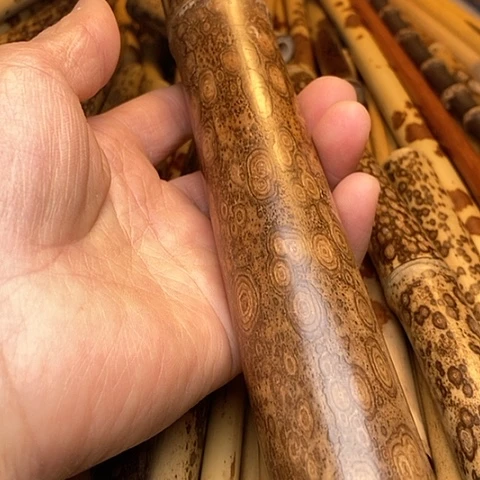 大****〉精美梅鹿料一支起拍