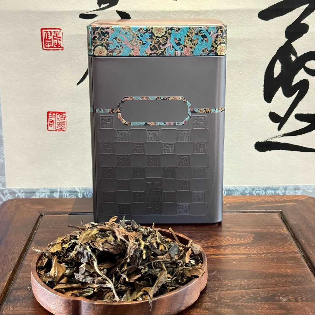 2012年老寿眉白茶 福鼎白茶 礼盒装100g 自然竹笾日晒