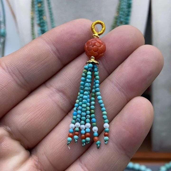 琥珀裸石未镶嵌配饰