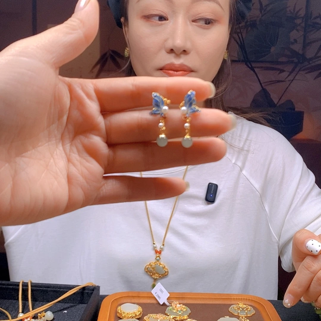 和田玉银S925镶嵌颈饰