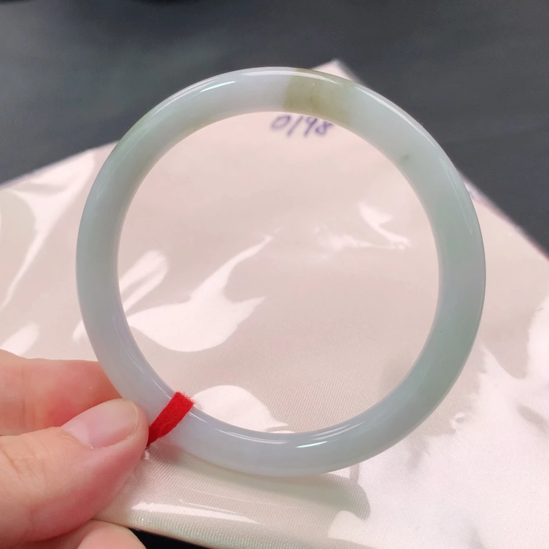 翡翠手镯未镶嵌0198号