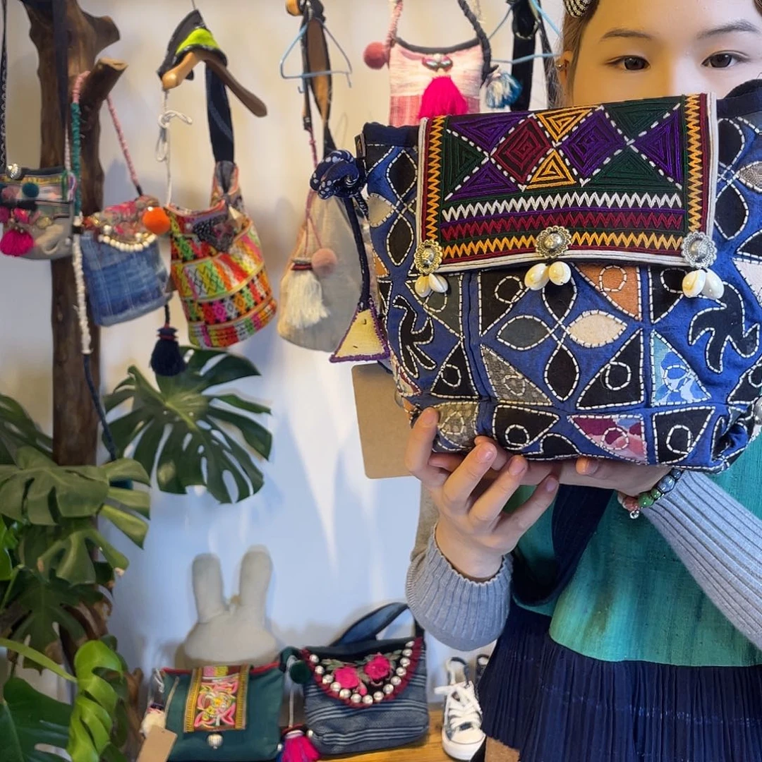 织绣手工制作包包