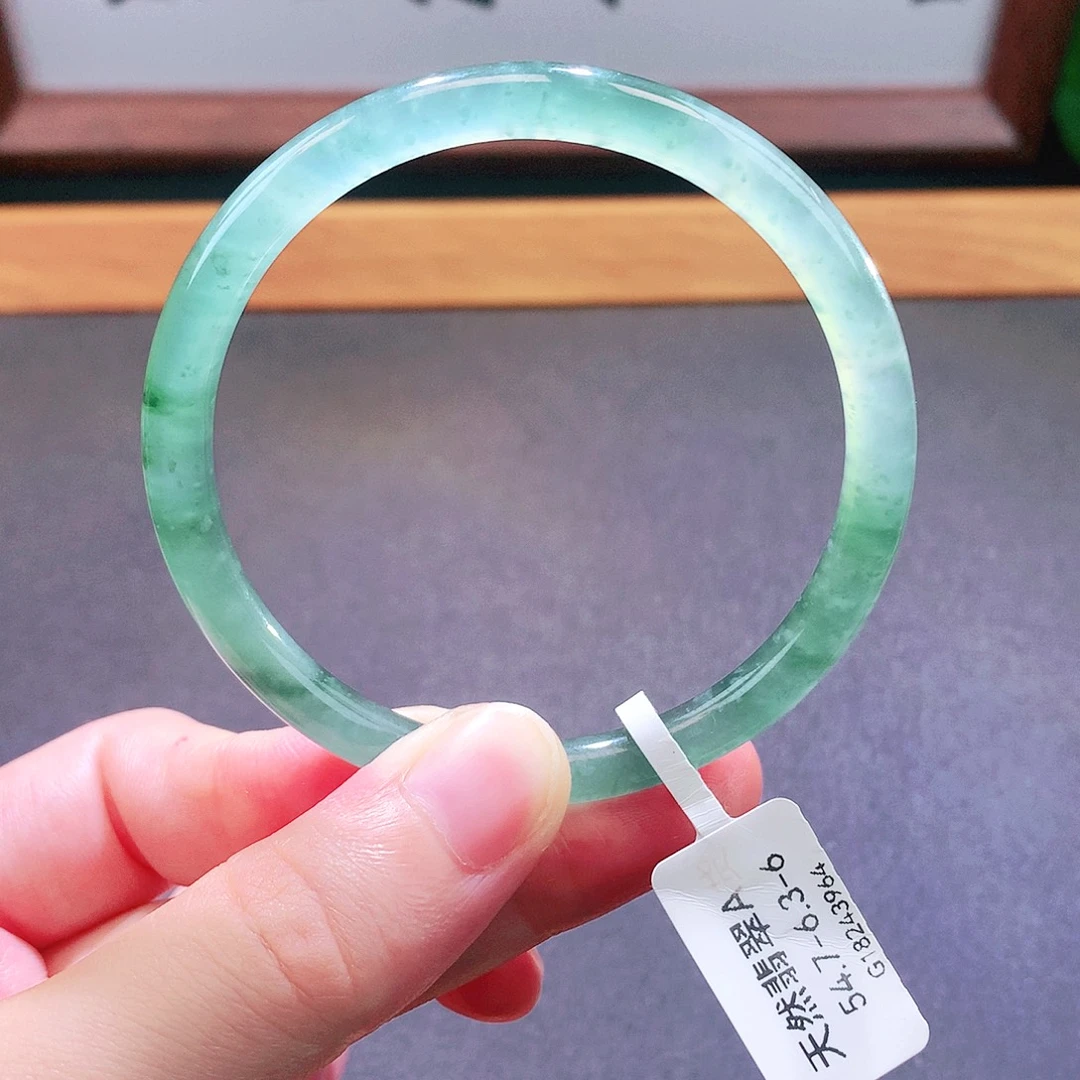 翡翠未镶嵌手镯天然翡翠