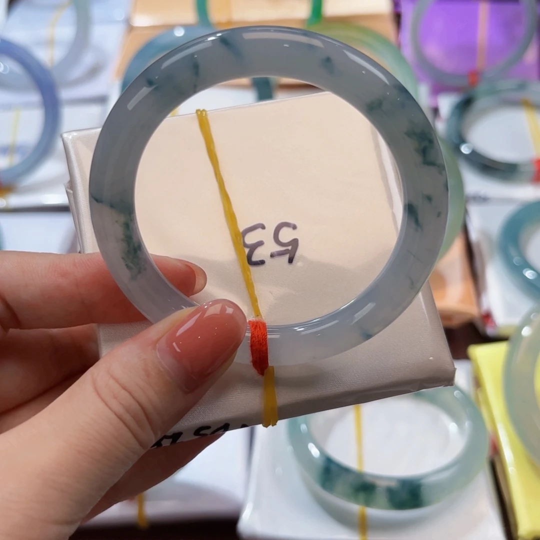 翡翠手镯未镶嵌缅甸天然翡翠A货手镯一物一证书