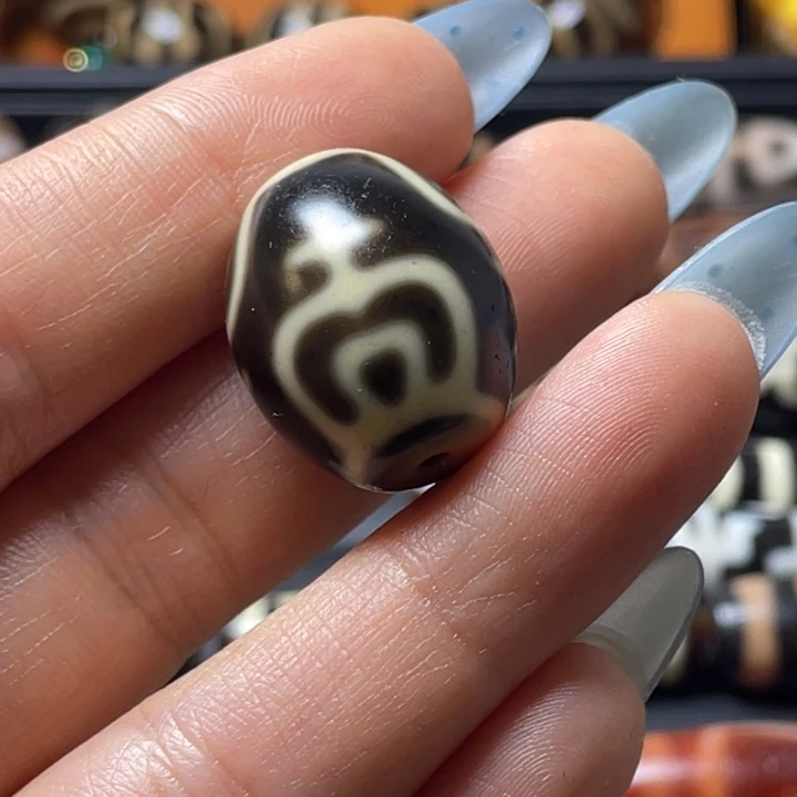 铭***师玛瑙/玉髓未镶嵌颈饰