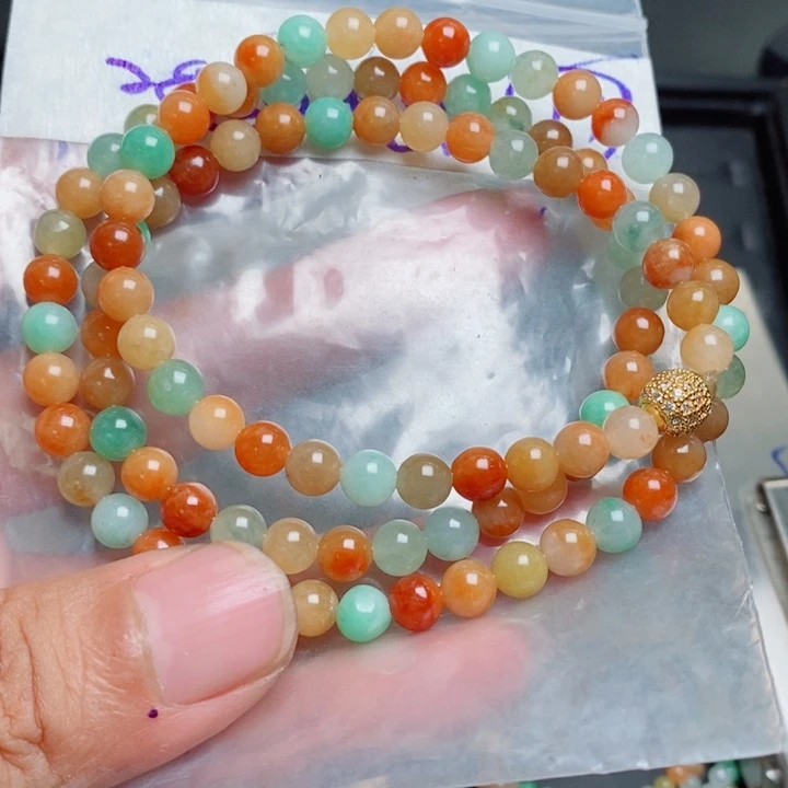 定制翡翠未镶嵌明**南项链