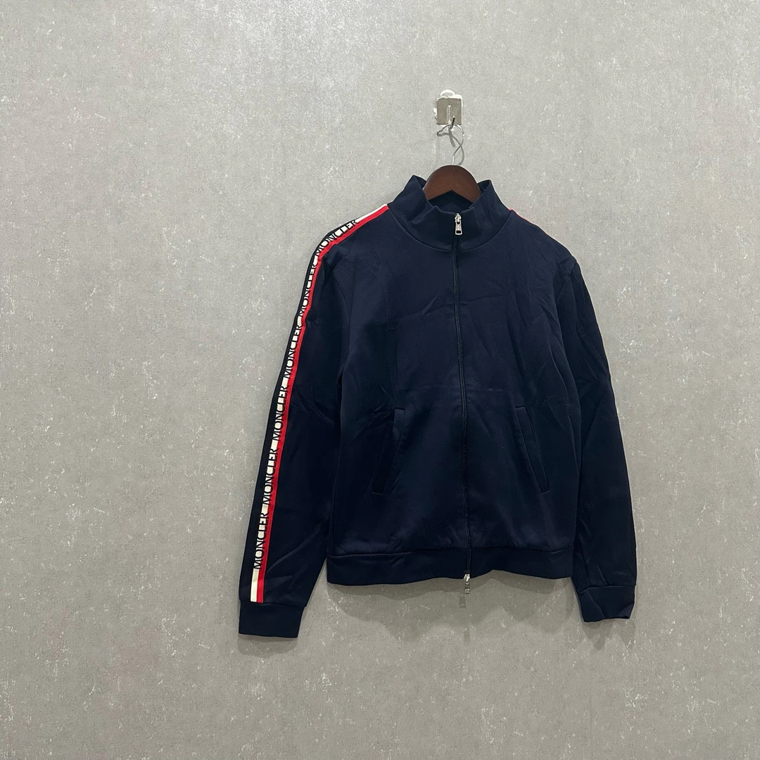 99新 MONCLER 纯色立领侧条纹拉链长袖外套L码/003695