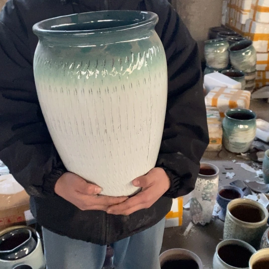紫砂花盆瑕疵25/40f h j j b v b