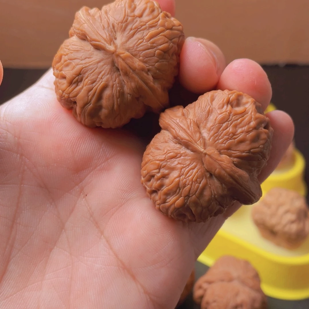 把件文玩核桃小***砖核桃