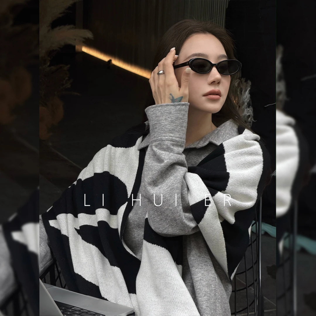 LiHuiEr李慧儿【伦敦手信】轻奢气质小众设计黑白色围巾YCNL-047