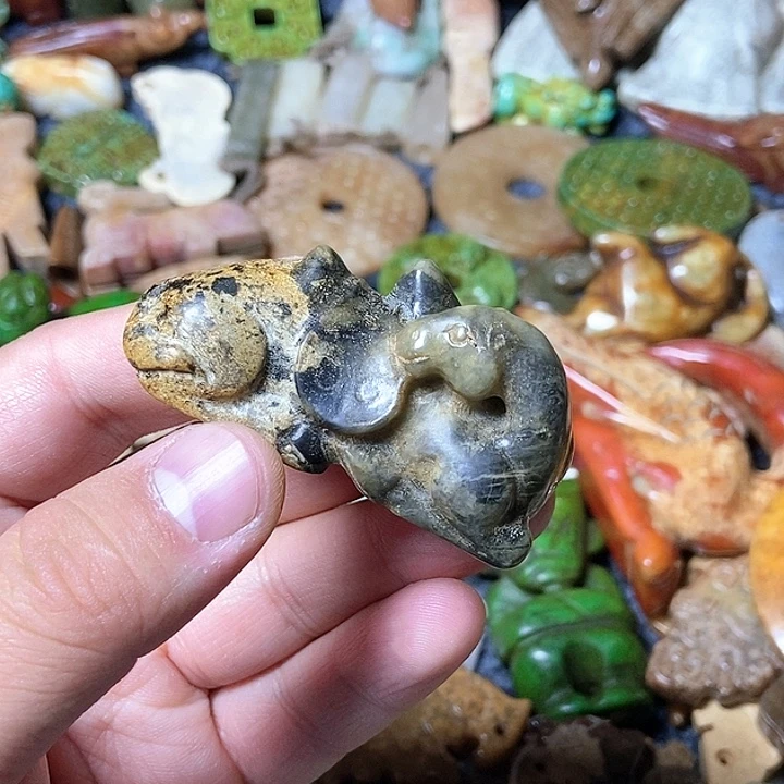 和田玉未镶嵌颈饰36