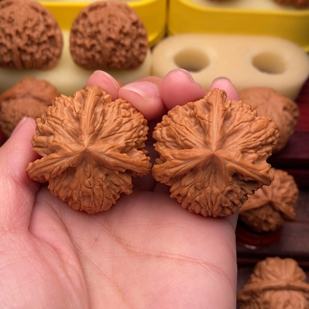 笑***笑把件文玩核桃御龙粗筋大三棱40