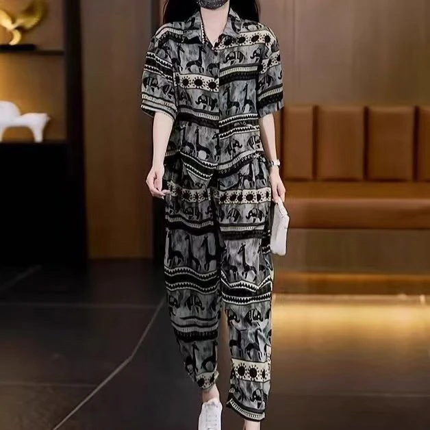 简约夏季新款印花休闲套装女装短袖T恤裤子宽松胖妈妈减龄一整套