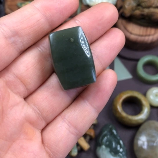 岫岩老玉（透闪石质玉）未镶嵌挂件