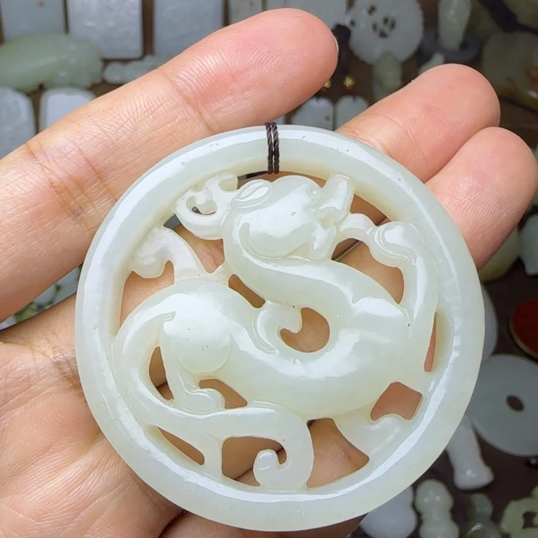 和田玉未镶嵌挂件