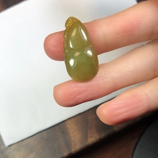 翡翠未镶嵌颈饰缅甸A货，每天下午1点半开播