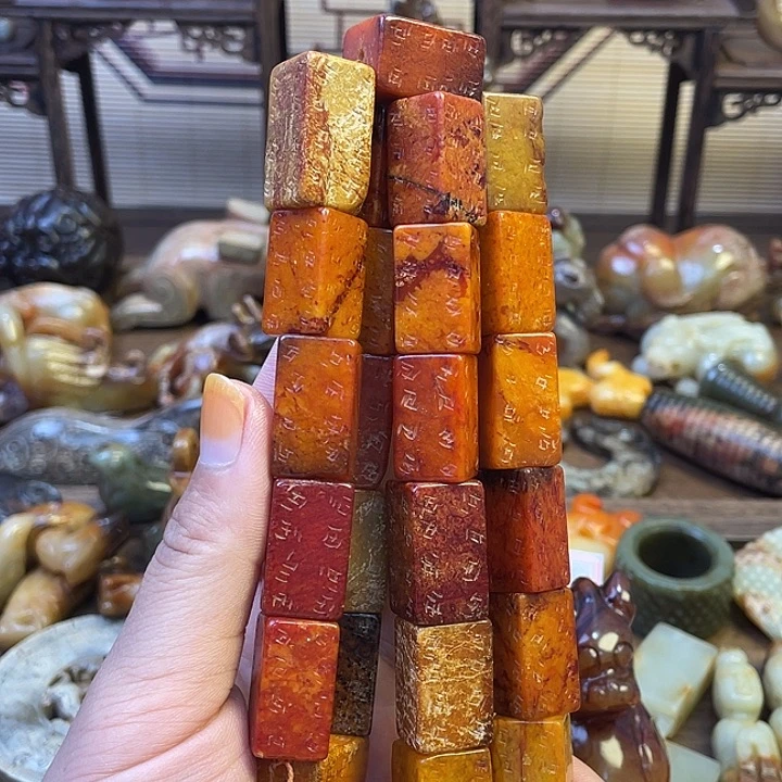 未镶嵌和田玉（糖玉）挂件