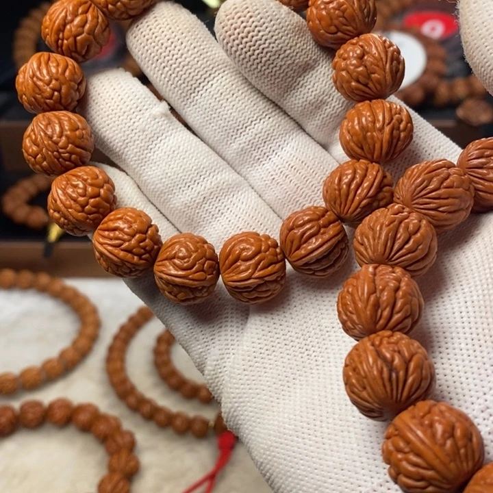 桃核吊坠秦岭龙纹桃核