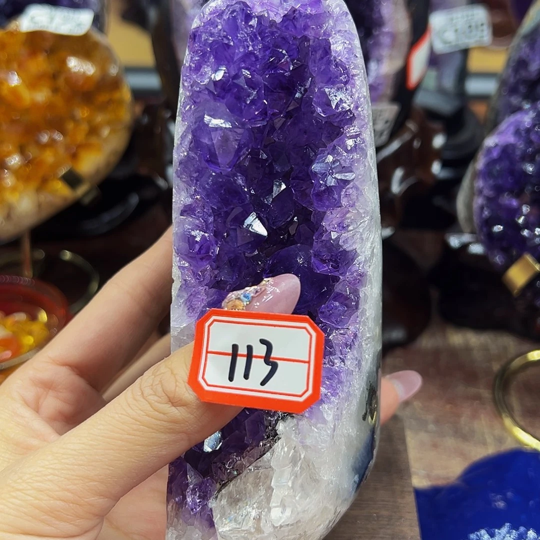 水晶大型摆件未镶嵌